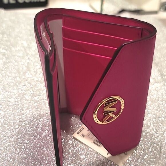 Michael Kors Greenwich Medium Envelope Trifold Leather Wallet- Wild Berry - Picture 10 of 11